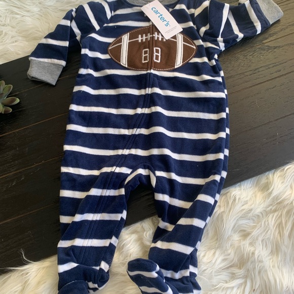 Carters 4 pc bundle - Picture 4 of 5